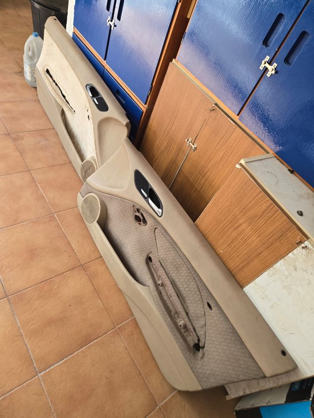 Paneles Puerta BMW e46 Coupé/Cabrio delanteros