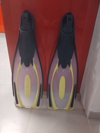 Aletas Cressi reaction pro 
talla 42-43