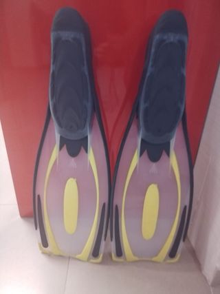Aletas Cressi reaction pro 
talla 42-43
