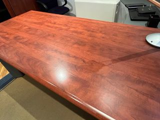 Mesa de escritorio en L