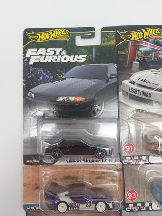 6 Hot Wheels Premium: Nissan, Porsche