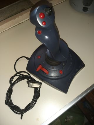 Joystick Logitech Wingman Extreme