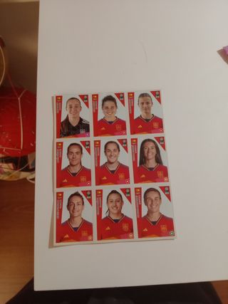 9 cromos España Mundial Femenino