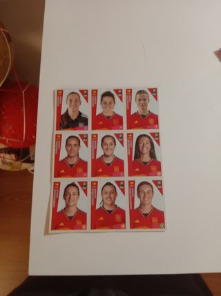 9 cromos España Mundial Femenino