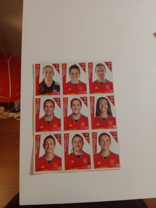 9 cromos España Mundial Femenino