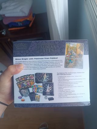 ETB POKEMON CENTER