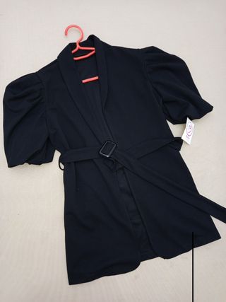 Blazer manga abullonada