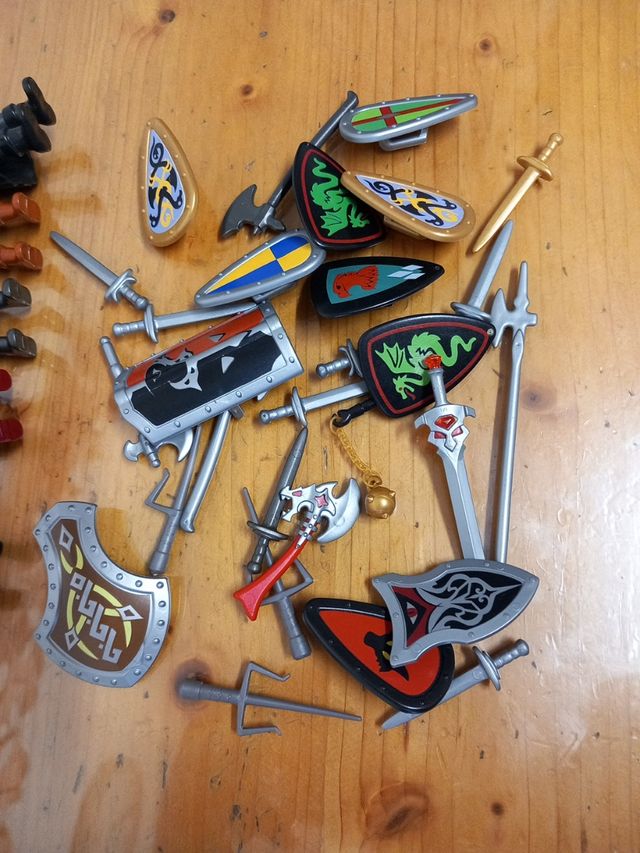 15 figuras Playmobil caballeros