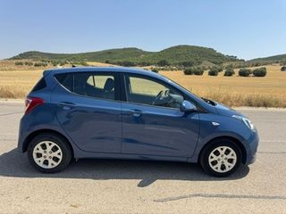 Hyundai i10 1.0 Gasolina · 2014 · 112€/mes
