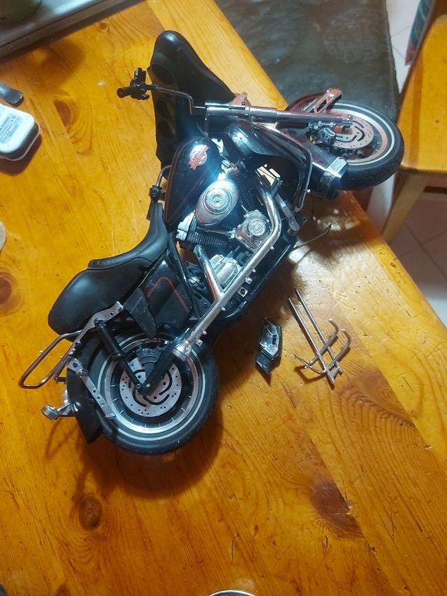 Motocicletta in miniatura Harley Davidson