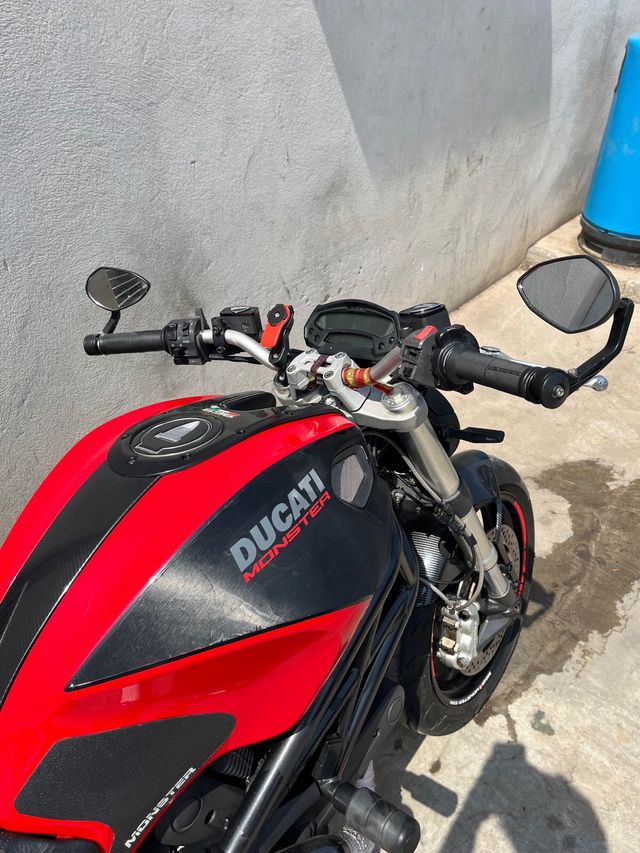 Ducati Monster 696+ ABS A2