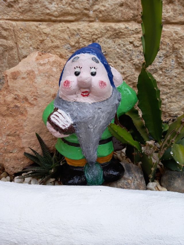 Enanito cartero para el jardín 