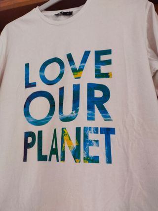 Camiseta Love Our Planet - nueva