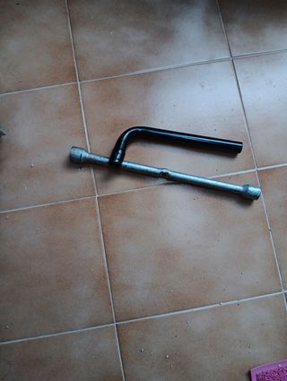 Llaves de rueda coche