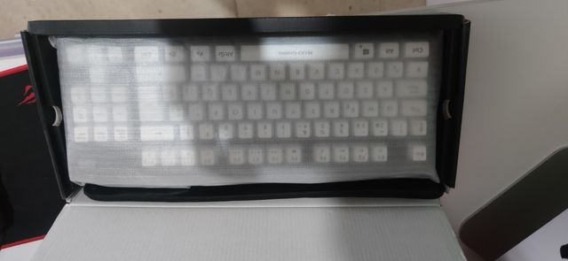 Teclado MARS GAMING blanco,no ago envíos