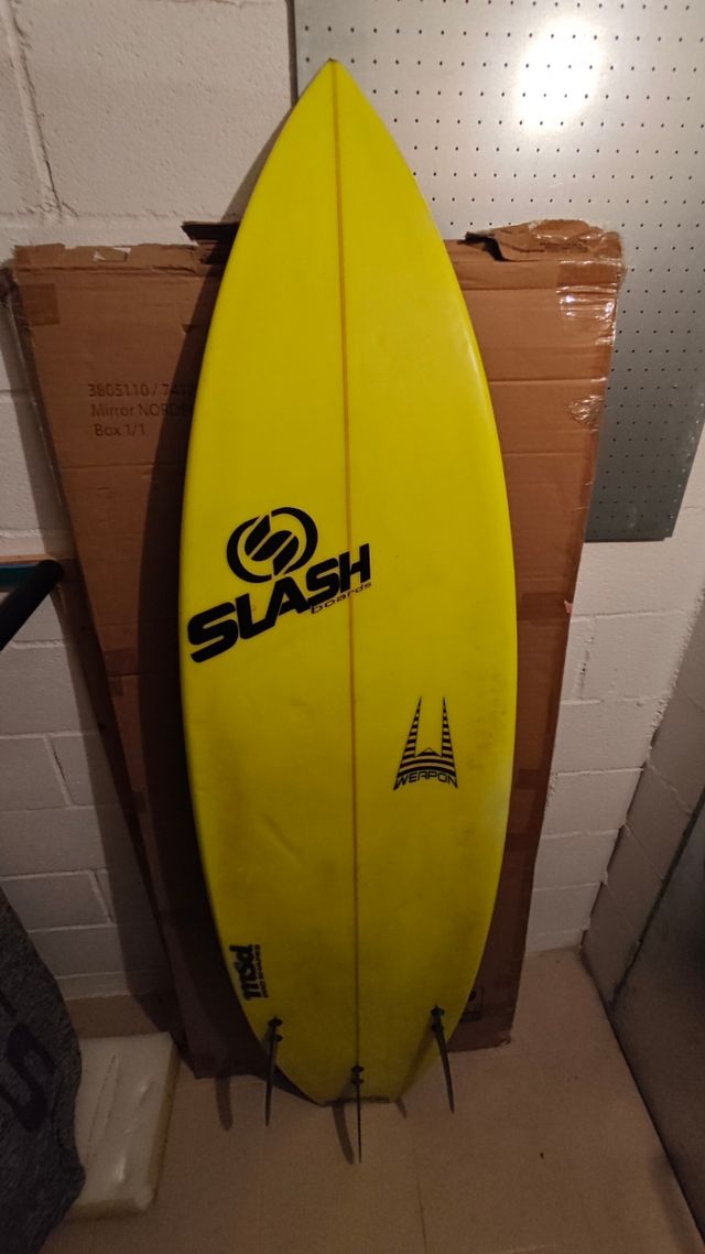 Tabla surf Slash Weapon 6'1" 30.3L