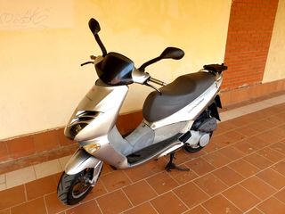 Aprilia Leonardo 150cc scooter