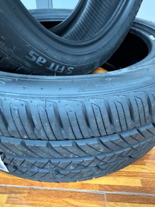 Neumáticos 215/45R17 - 2 unidades
