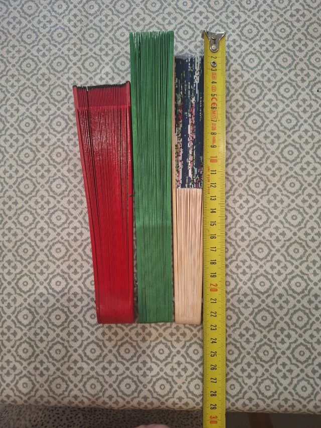 3 Abanicos a estrenar: Rojo, Verde, azul