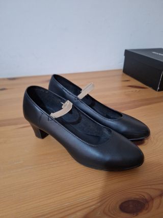 Zapatos baile Sevillanas negros