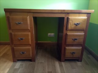 Mesa escritorio + silla