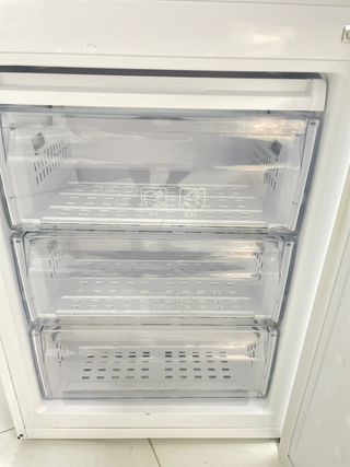 Nevera Beko blanca Altura 1.85 con garantía 