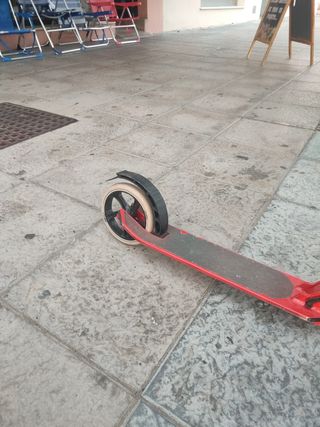 Patinete Oxelo Mid9 rojo