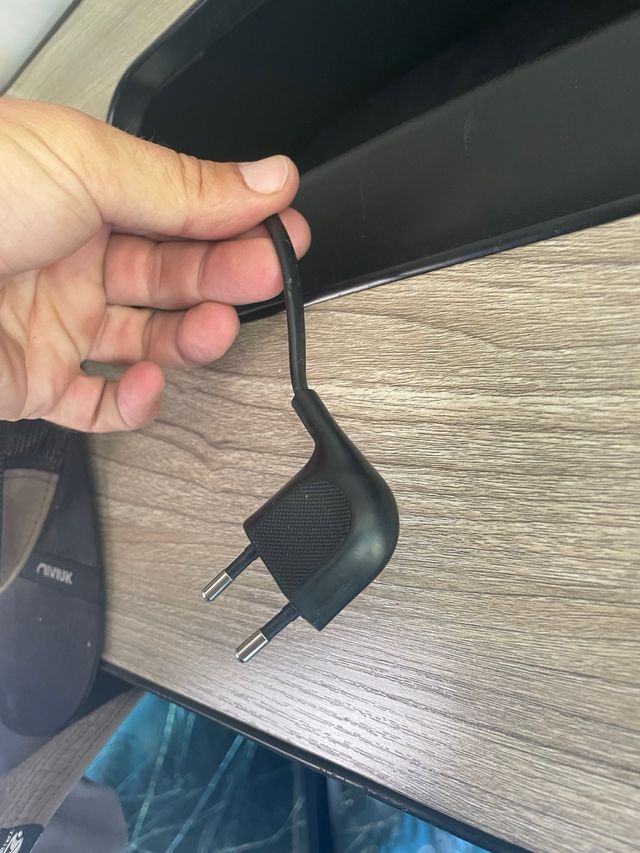 TV Samsung Smart 22" Camper. Soporte de regalo.