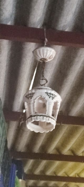 Lampara de ceramica blanca