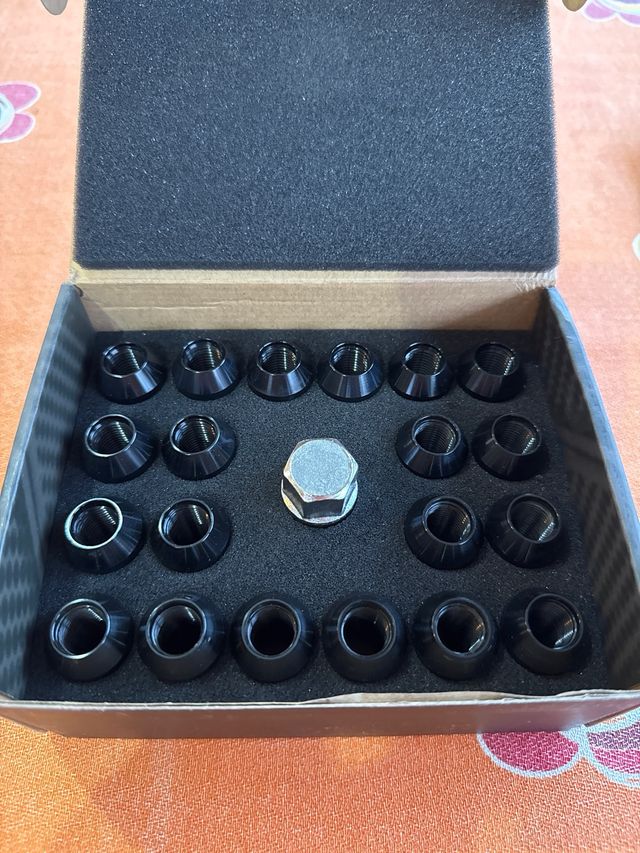 OMP Speed Juego de 20 Tuercas de Aluminio M14X1.5