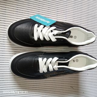 Sneakers donna nere con brillantini - n.40