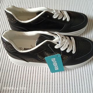 Sneakers donna nere con brillantini - n.40