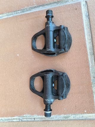 Pedales Shimano 105