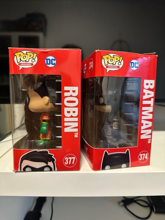 Funko Pop! Robin 377 & Batman 374 DC pack
