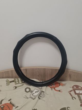 Funda volante piel negra