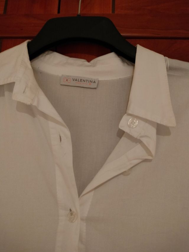 Vestido combinado con bolsillos.