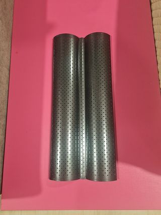 Molde de metal para ahuyentar palomas