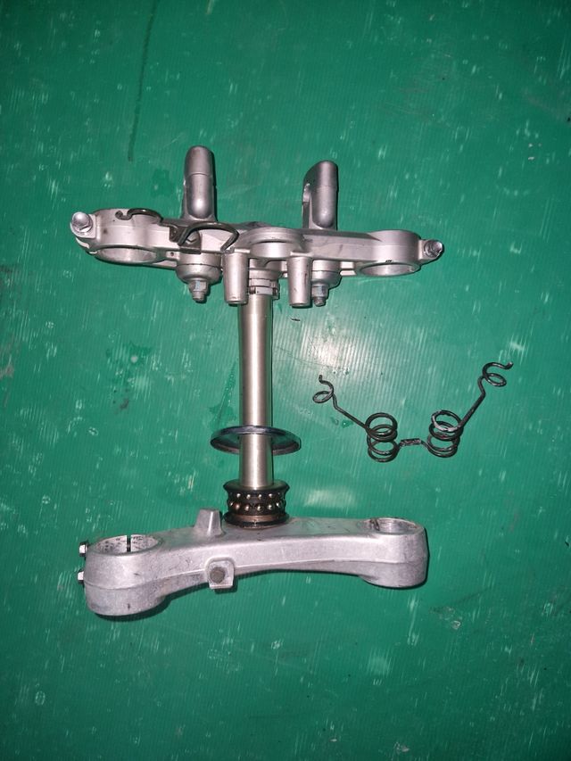 Tijas Suzuki DL 1000