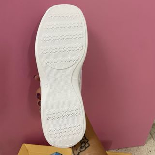 Zapatos blancos trabajo