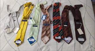 Corbatas - Colores Variados A 1,50 unidad.