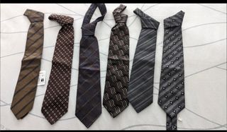 Corbatas - Colores Variados A 1,50 unidad.