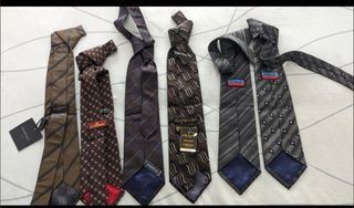 Corbatas - Colores Variados A 1,50 unidad.