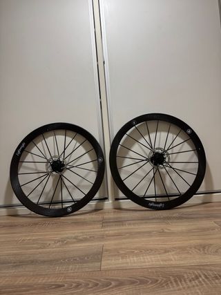 Ruote in carbonio Lightweight