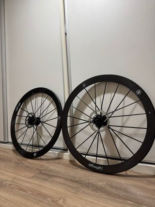 Ruote in carbonio Lightweight