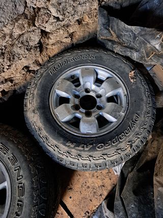Llantas todoterreno 235/75R15