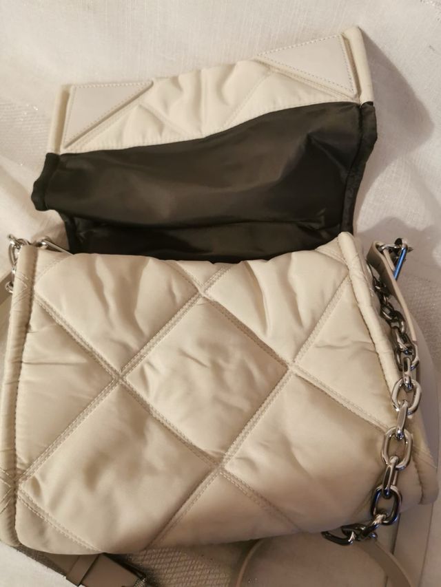 Bolso Bimba y Lola original en muy buen estado