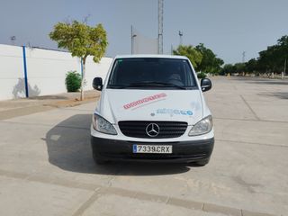 Furgoneta Mercedes vito 