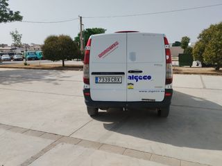Furgoneta Mercedes vito 