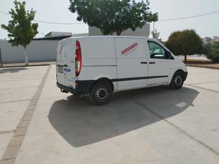 Furgoneta Mercedes vito 