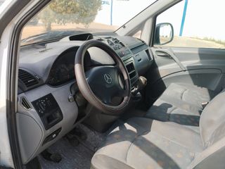 Furgoneta Mercedes vito 